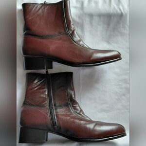 BOTANY 500 Brown Leather Side Zip. Mens 9W vintage NWOT